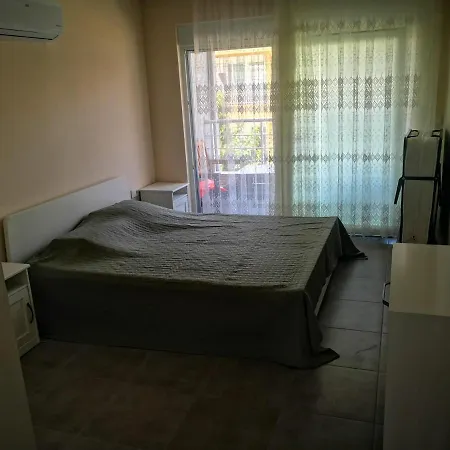 In Finike, 150 Meter Vom Entfernt 3 Appartement *