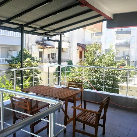 In Finike, 150 Meter Vom Entfernt 3 Apartmán Finike