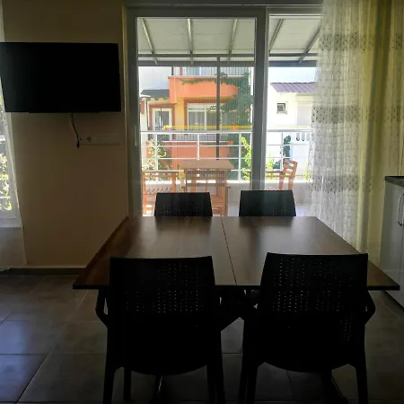 In Finike, 150 Meter Vom Entfernt 3 Apartmán *