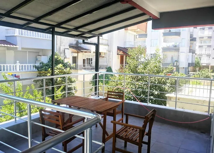 In Finike, 150 Meter Vom Entfernt 3 Apartment Finike